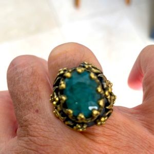 Vintage emerald ring